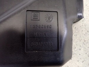 CHEVROLET ORLANDO 10- ZBIORNICZEK PŁYNU DO SPRYSKIWACZY 3/7 MINIATURA