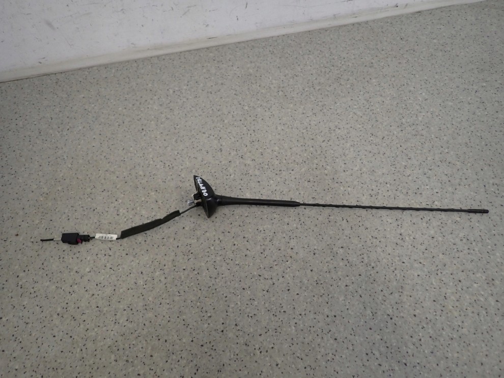 CHEVROLET ORLANDO 10- ANTENA DACHOWA BAT 4/5