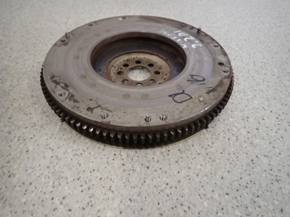 NISSAN ALMERA N16 TINO 2.2 DI DIESEL KOŁO ZAMACHOWE 3/8