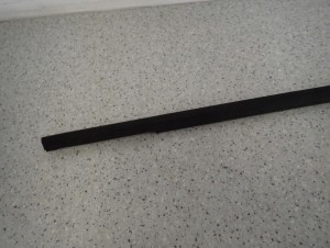 HYUNDAI i30 KOMBI 06- I30 LISTWA ZGARNIAJĄCA TYLNA LEWA PARAPET 2/6 MINIATURA