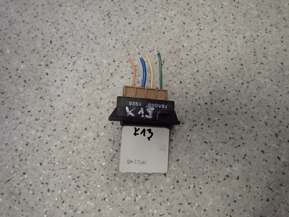 NISSAN MICRA K13 10- REZYSTOR NAGRZEWNICY 4/4