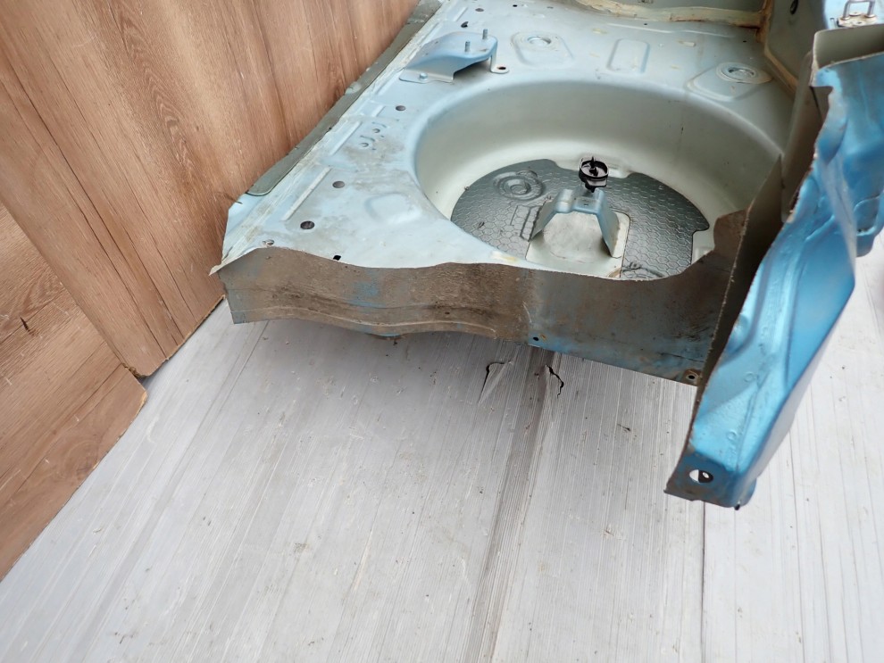 SUZUKI SPLASH 08-14 PAS TYLNY WANNA ZCC 7/10