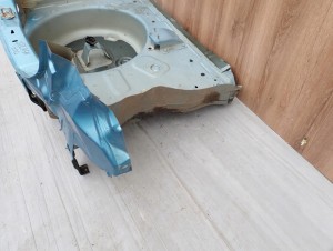 SUZUKI SPLASH 08-14 PAS TYLNY WANNA ZCC 6/10 MINIATURA