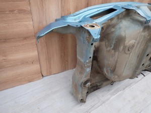 SUZUKI SPLASH 08-14 PAS TYLNY WANNA ZCC 9/10 MINIATURA