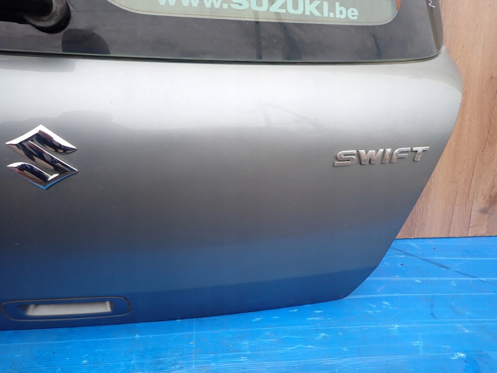SUZUKI SWIFT MK6 04-09 KLAPA BAGAŻNIKA SZYBA TYLNA ZCD 12/14