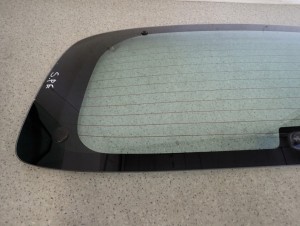 HYUNDAI SANTA FE I 01-06 SZYBA TYLNA KLAPY BAGAŻNIKA 4/8 MINIATURA