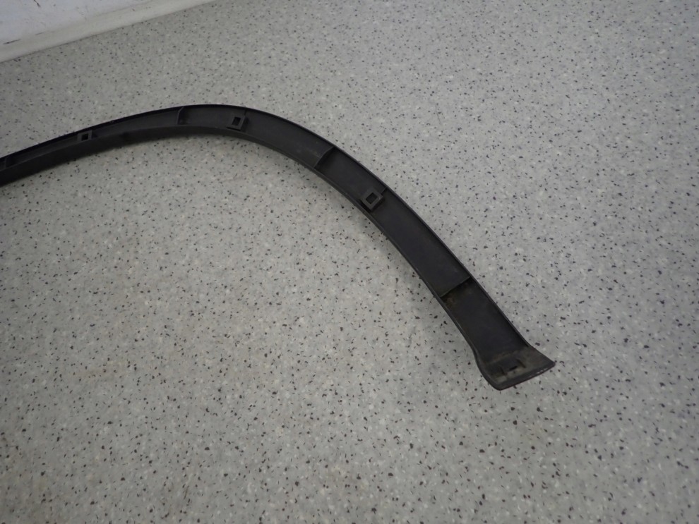 SUZUKI IGNIS 00-03 LISTWA BŁOTNIKA TYLNA LEWA 8/13