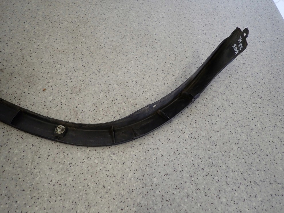 SUZUKI IGNIS 00-03 LISTWA BŁOTNIKA TYLNA LEWA 11/13