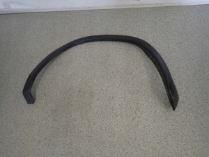 SUZUKI IGNIS 00-03 LISTWA BŁOTNIKA TYLNA LEWA