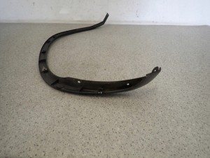 SUZUKI IGNIS 00-03 LISTWA BŁOTNIKA TYLNA LEWA 10/13 MINIATURA