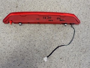 HYUNDAI IX20 HB 09- LAMPA TYLNA W KLAPĘ 3-CI STOP 6/10 MINIATURA