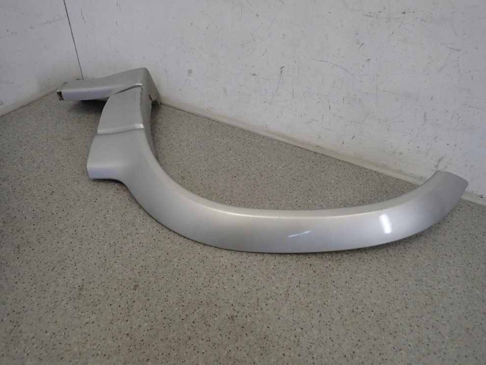 SUZUKI GRAND VITARA 99- LISTWA BŁOTNIKA LEWA 5/8