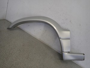 SUZUKI GRAND VITARA 99- LISTWA BŁOTNIKA LEWA