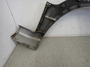 SUZUKI GRAND VITARA 99- LISTWA BŁOTNIKA LEWA 7/8 MINIATURA