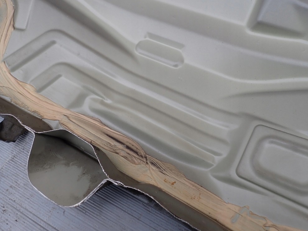 SUZUKI SWIFT MK7 5d 10- MK7 PAS TYLNY ZCD 8/10