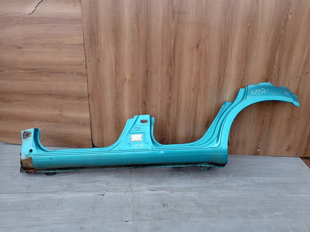 SUZUKI SPLASH 08-14 PRÓG LEWY REPERATURKA 1/13