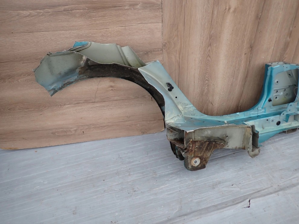 SUZUKI SPLASH 08-14 PRÓG LEWY REPERATURKA 10/13