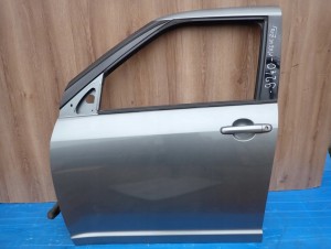 SUZUKI SWIFT 5d MK6 04-09 DRZWI PRZEDNIE LEWE ZCD