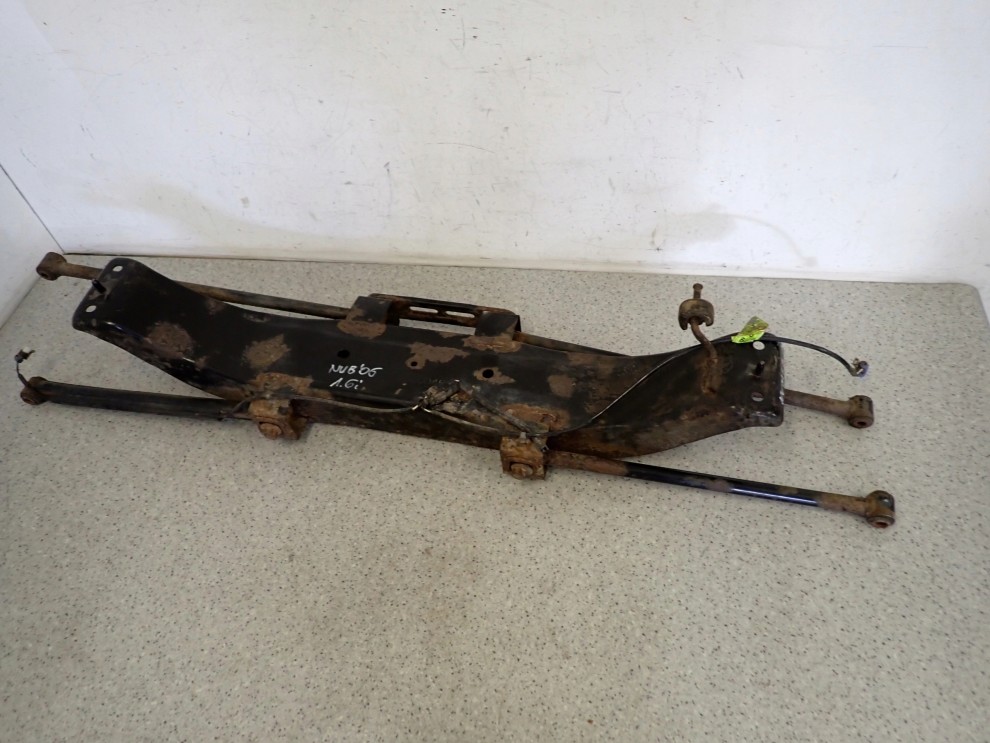 LACETTI NUBIRA KOMBI 03- BELKA ZAWIESZENIA TYLNEGO 2/9