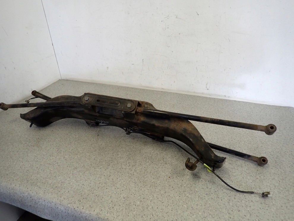 LACETTI NUBIRA KOMBI 03- BELKA ZAWIESZENIA TYLNEGO 6/9