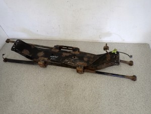 LACETTI NUBIRA KOMBI 03- BELKA ZAWIESZENIA TYLNEGO 2/9 MINIATURA