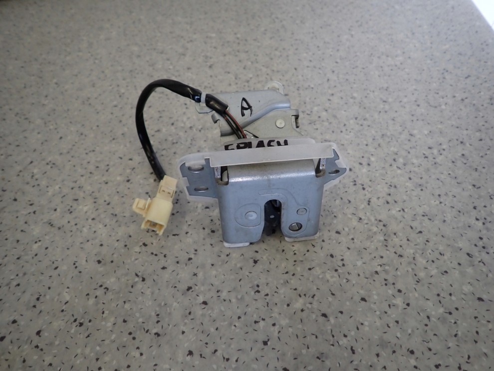 SUZUKI SPLASH 08-14 ZAMEK KLAPY BAGAŻNIKA 2/8