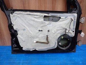 CHEVROLET AVEO HATCHBACK T250 07- DRZWI PRZEDNIE LEWE 11/11 MINIATURA