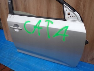 KIA CEED I 07-12 DRZWI PRZEDNIE PRAWE 9S 3/8 MINIATURA