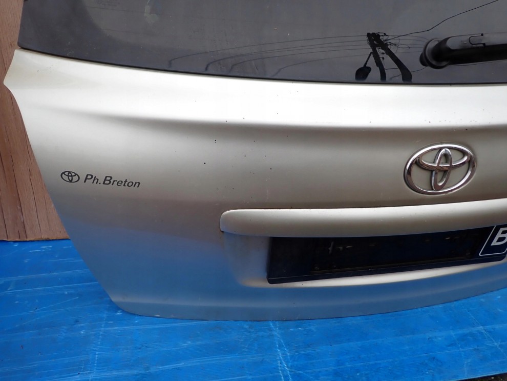 TOYOTA AVENSIS T25 KOMBI 03- KLAPA TYLNA SZYBA 1C0 8/15