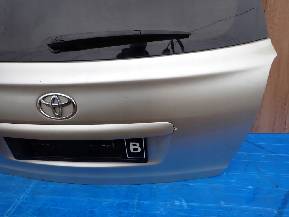 TOYOTA AVENSIS T25 KOMBI 03- KLAPA TYLNA SZYBA 1C0 9/15