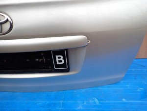 TOYOTA AVENSIS T25 KOMBI 03- KLAPA TYLNA SZYBA 1C0 11/15 MINIATURA