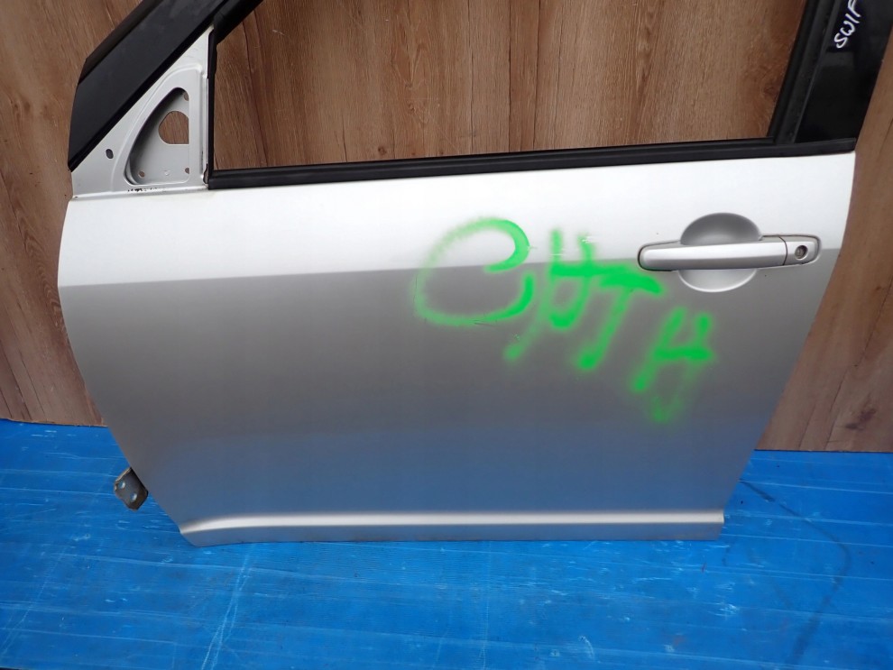 SUZUKI SWIFT 5d MK6 04-09 DRZWI PRZEDNIE LEWE ZCC 2/7