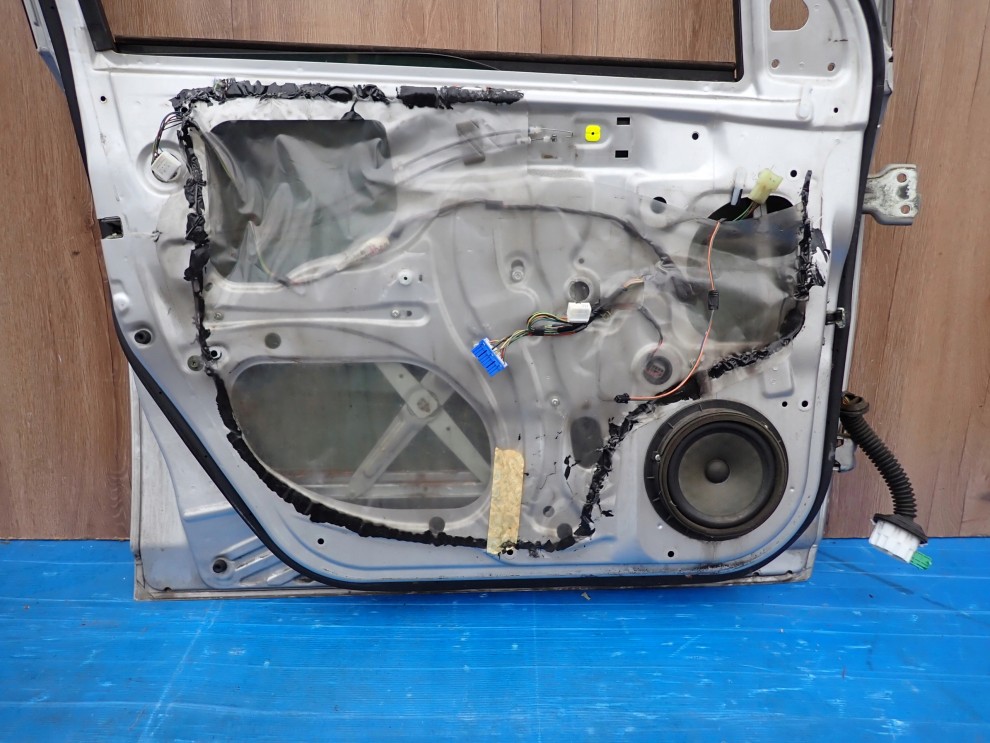 SUZUKI SWIFT 5d MK6 04-09 DRZWI PRZEDNIE LEWE ZCC 7/7