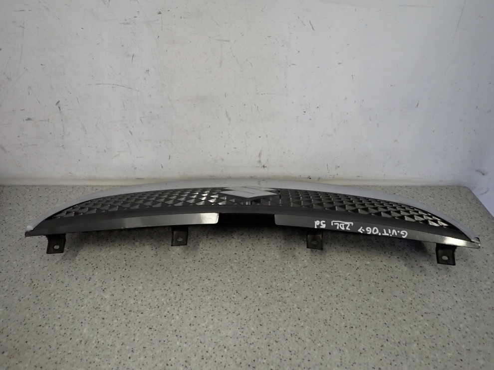 SUZUKI GRAND VITARA II 05- 5 DRZWI ATRAPA CHŁODNICY GRILL 71743-65J0 10/10