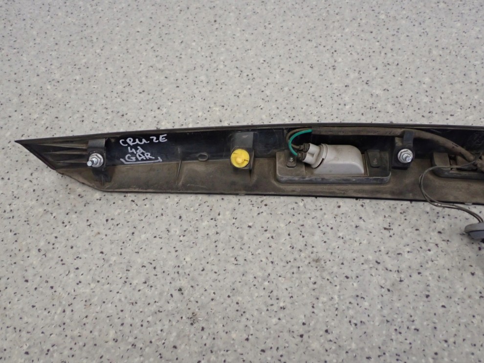 CHEVROLET CRUZE 4d SEDAN 08-12 LISTWA BLENDA KLAPY BAGAŻNIKA GAR 3/5