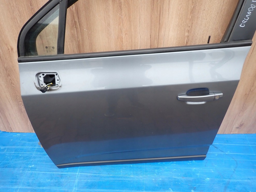 CHEVROLET ORLANDO 10- DRZWI PRZEDNIE LEWE GYM 2/12
