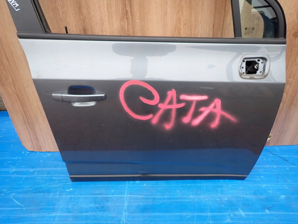 CHEVROLET ORLANDO 10- DRZWI PRZEDNIE PRAWE GYM 2/13