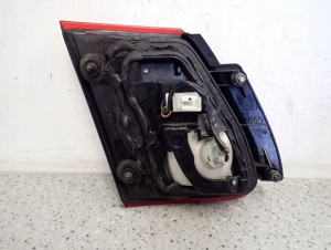 NISSAN ALMERA N16 SEDAN 4D 00-06 LAMPA TYLNA PRAWA WEWNĘTRZNA 3/4 MINIATURA