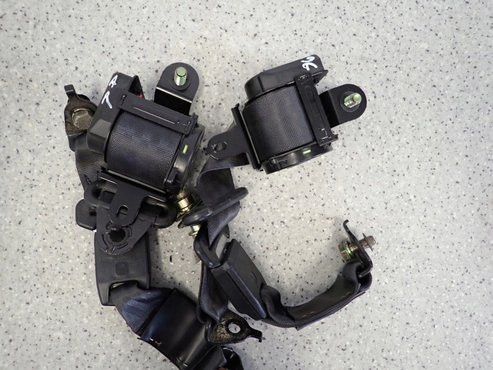 HONDA INTEGRA ACURA 93-00 PASY BEZPIECZEŃSTWA LEWY I PRAWY TYŁ 1/4