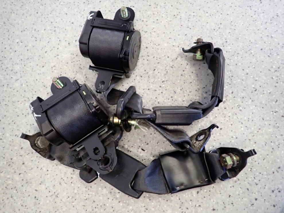 HONDA INTEGRA ACURA 93-00 PASY BEZPIECZEŃSTWA LEWY I PRAWY TYŁ 2/4