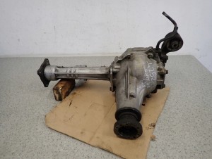 GRAND VITARA II 06-09 1.9 DDIS GŁÓWKA MOSTU DYFER PRZEDNI