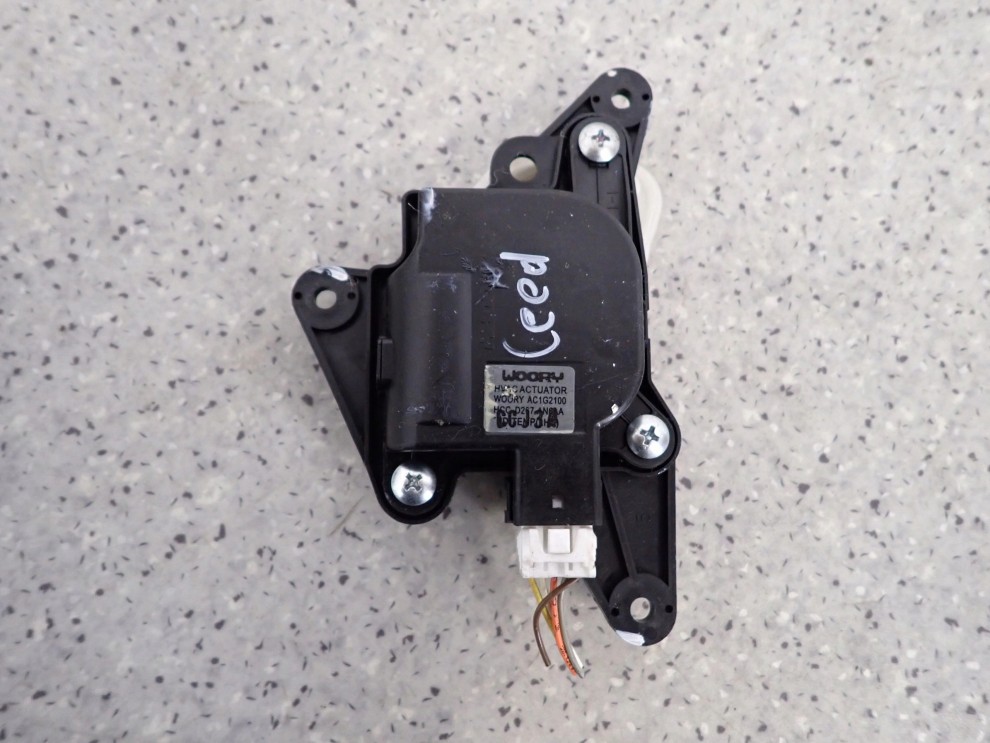 KIA CEED 06-12 SILNICZEK NAGRZEWNICY 1/4