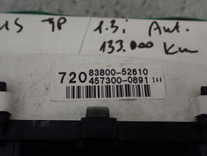 TOYOTA YARIS I 99-02 1.0 BENZYNA ZEGARY LICZNIK 7/10 MINIATURA