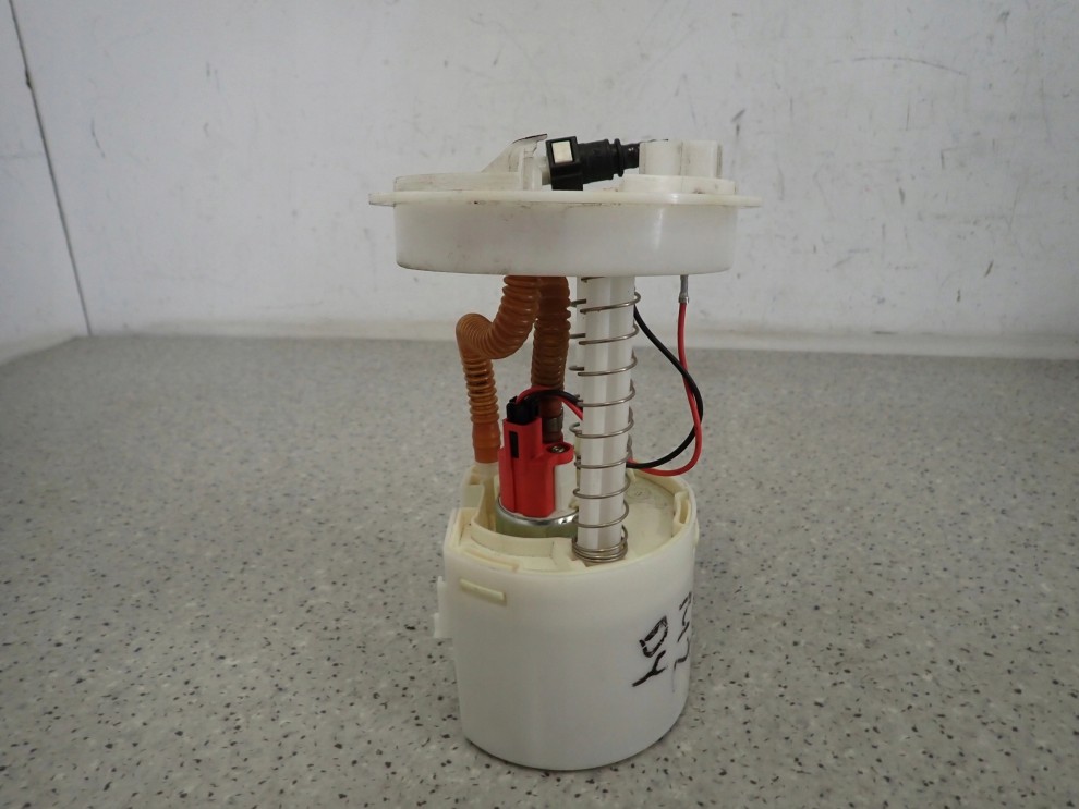 MAZDA 2 DY 02- BENZYNA POMPA PALIWA 5/6