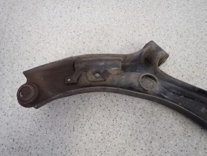 SUZUKI SWIFT IV MK7 10- WAHACZ PRZEDNI PRAWY 5/6 MINIATURA