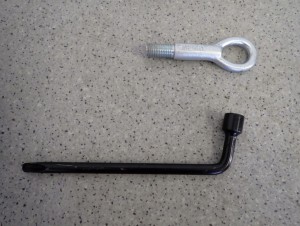 SUZUKI SWIFT MK6 04- PODNOŚNIK KLUCZ UCHO ZESTAW 2/5 MINIATURA