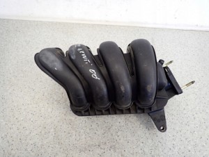 TOYOTA AVENSIS T25 COROLLA VERSO 1.8i VVTI 04- KOLEKTOR SSĄCY