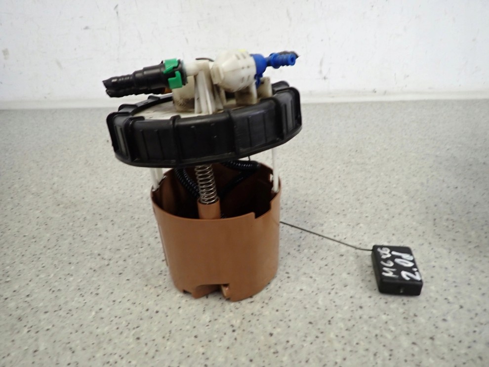 MAZDA 6 GG 05-07 2.0 DIESEL RF7J CZUJNIK POZIOMU PALIWA 5/6