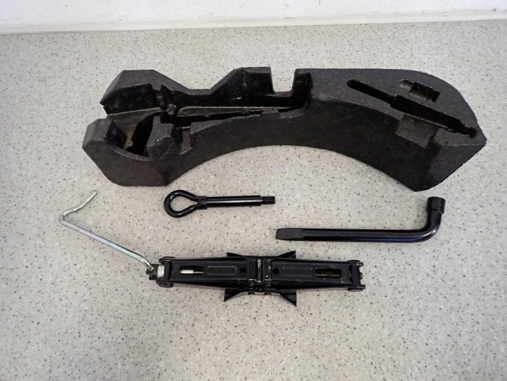 NISSAN NOTE E11 06- PODNOŚNIK KLUCZ UCHO HOLOWNICZE ZESTAW KOŁA STEROPIAN 1/5