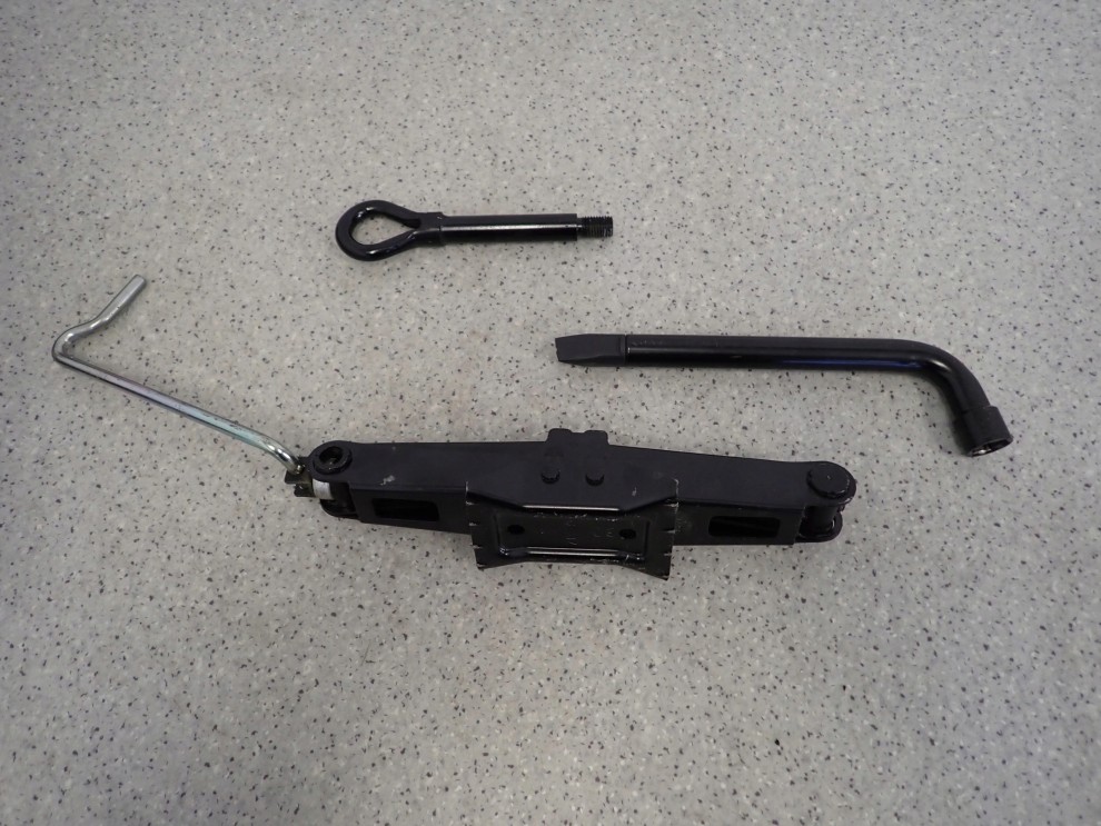 NISSAN NOTE E11 06- PODNOŚNIK KLUCZ UCHO HOLOWNICZE ZESTAW KOŁA STEROPIAN 5/5